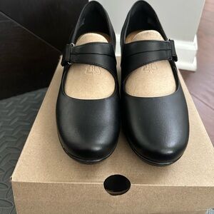 Clarks Emslie Maryjane NEW